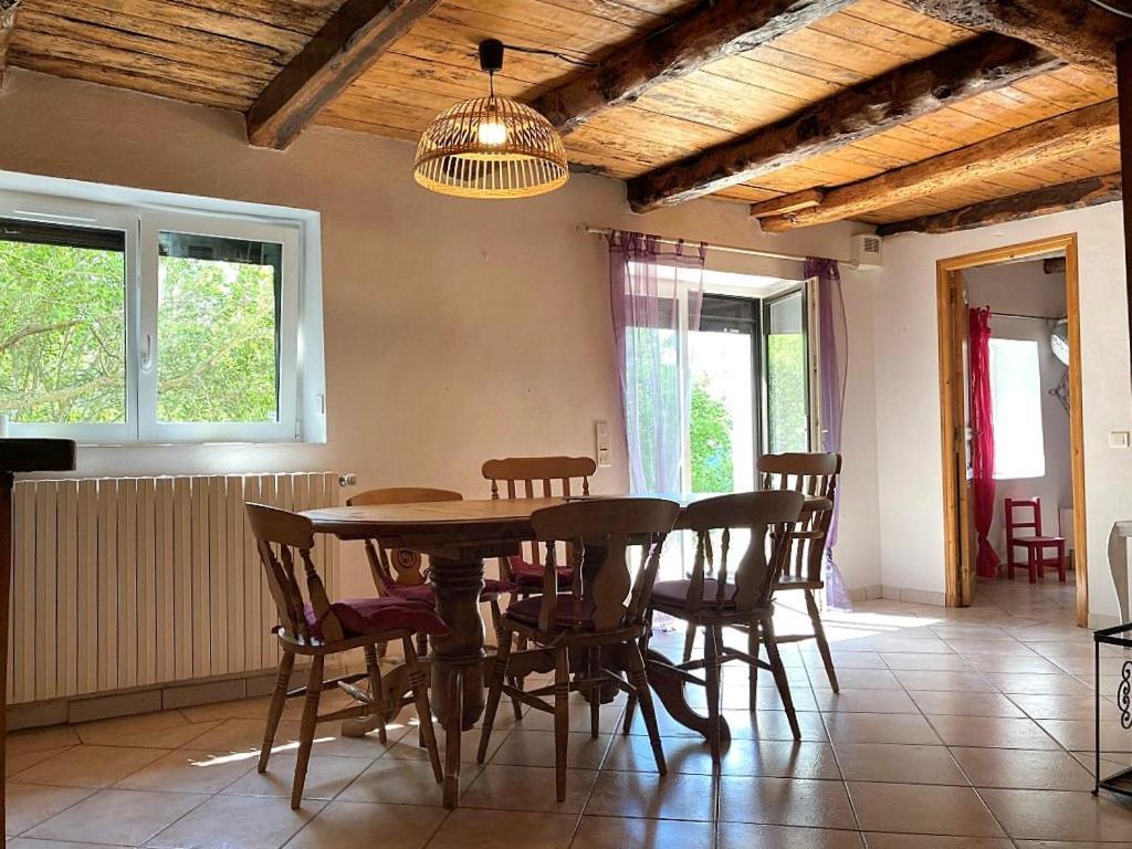 Location Gite Entre Cahors Et St Cirq Lapopie Arcambal Экстерьер фото